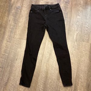 Black Skinny Jeans